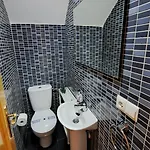 Maria Cristina Con Parking Privado Gratis *