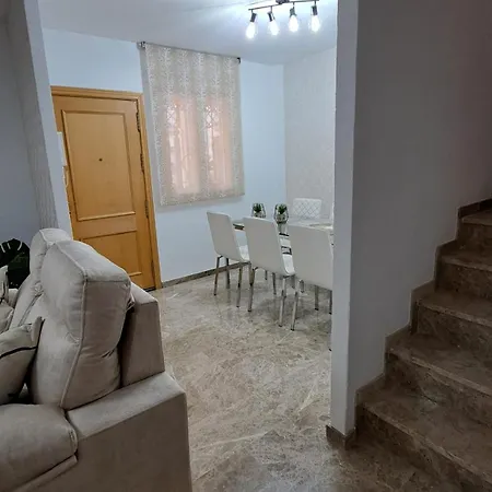 Apartamentos Maria Cristina Con Parking Privado Gratis *