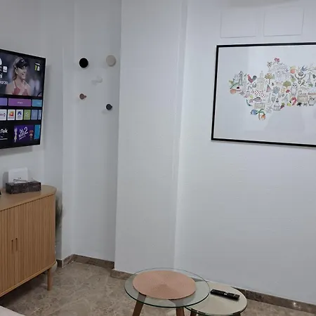 Apartamentos Maria Cristina Con Parking Privado Gratis *