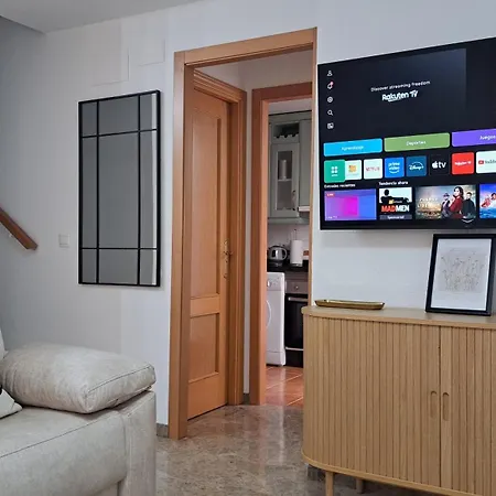 Apartamentos Maria Cristina Con Parking Privado Gratis *