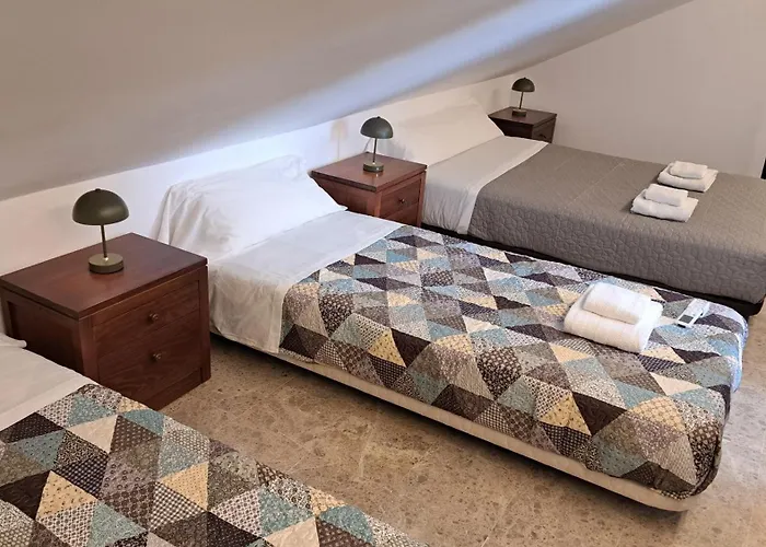 Apartamentos Maria Cristina Con Parking Privado Gratis * Cordoba