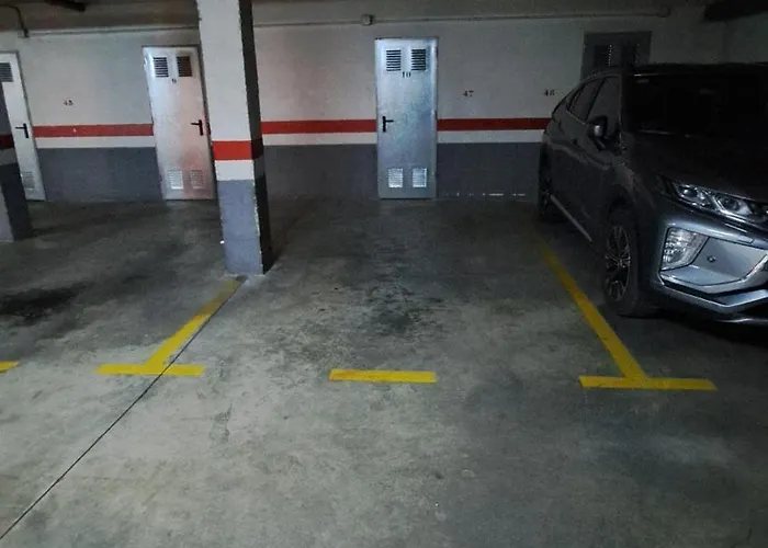 Daire Maria Cristina Con Parking Privado Gratis *